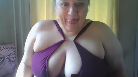 Lady of the WHEEL online show from April 12, 3:50 pm