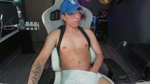 bigxboy96 online show from December 20, 2:52 am