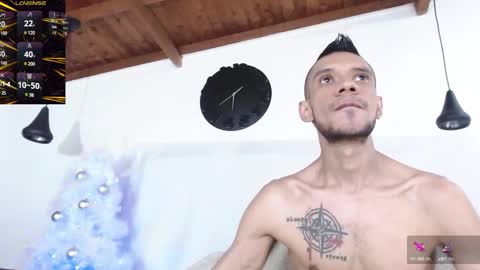 Snapshot of bigzehuz chatting on December 9, 7:50 pm andres online show from December 9, 7:50 pm