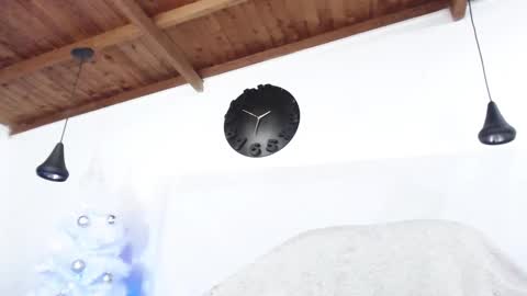 Snapshot of bigzehuz chatting on January 6, 8:46 am andres online show from January 6, 8:46 am