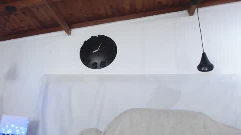 Snapshot of bigzehuz chatting on January 27, 4:30 am andres online show from January 27, 4:30 am