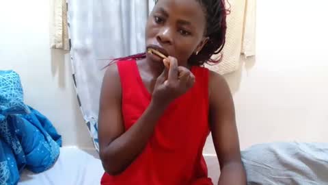 Snapshot of bilia_ebony chatting on January 6, 5:30 am Bilia online show from January 6, 5:30 am