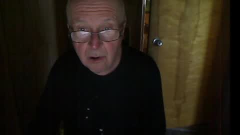 Snapshot of bill_25061 chatting on April 25, 1:52 pm bill_25061 online show from April 25, 1:52 pm