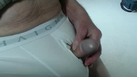 billee577 online show from April 12, 1:27 pm