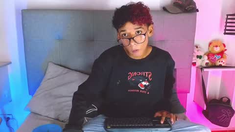 B-I-L-L-I-E 3 online show from September 30, 3:11 am