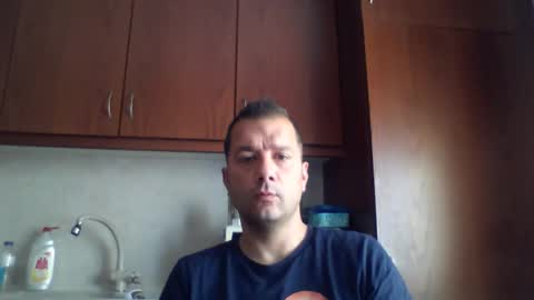 Snapshot of billos26 chatting on May 27, 8:11 am billys greece online show from May 27, 8:11 am
