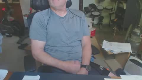 Snapshot of billp750876 chatting on May 25, 6:58 pm billp750876 online show from May 25, 6:58 pm