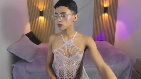 Sam online show from November 29, 3:42 am