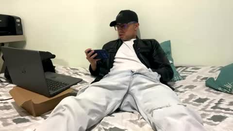 billy_magteo online show from July 27, 1:23 am