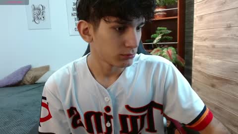 Snapshot of billy_wild chatting on April 11, 11:58 am billy wild online show from April 11, 11:58 am