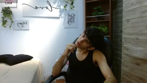 Snapshot of billy_wild chatting on May 1, 12:21 pm billy wild online show from May 1, 12:21 pm
