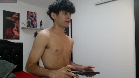 Snapshot of billy_wild chatting on May 15, 11:17 am billy wild online show from May 15, 11:17 am