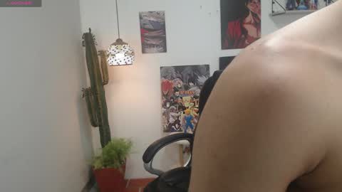 Snapshot of billy_wild chatting on May 23, 11:25 am billy wild online show from May 23, 11:25 am