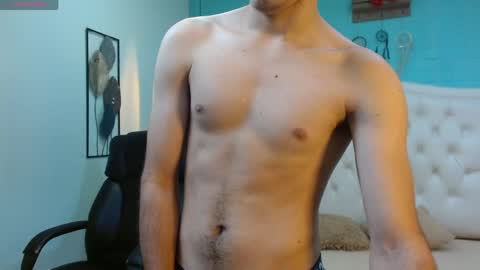Snapshot of billy_wild chatting on June 7, 11:03 am billy wild online show from June 7, 11:03 am