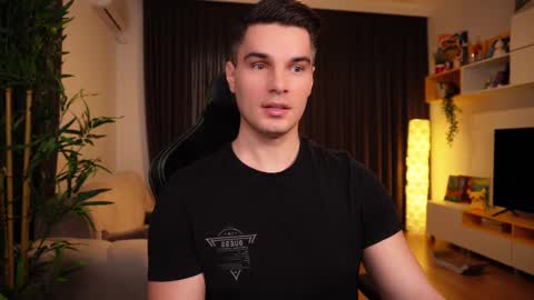 Snapshot of billypassion chatting on February 28, 9:04 am BillyPassion online show from February 28, 9:04 am