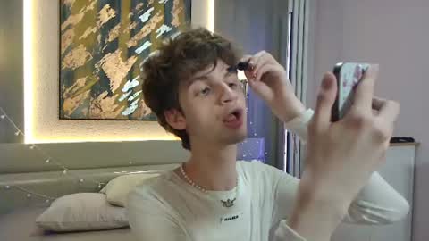 Bimbo boy online show from June 12, 5:01 pm