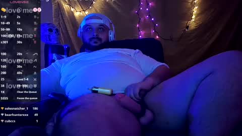 Snapshot of binkanator33 chatting on May 15, 11:23 pm johnnydepth333 online show from May 15, 11:23 pm