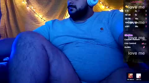 Snapshot of binkanator33 chatting on May 25, 11:33 pm johnnydepth333 online show from May 25, 11:33 pm