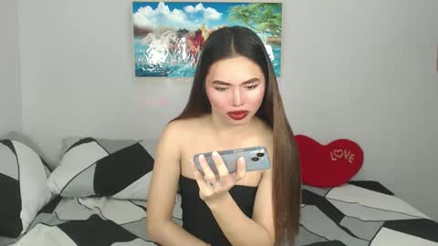 Kate online show from December 19, 6:48 pm