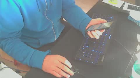 Snapshot of biparislove chatting on October 13, 9:20 am BigDick online show from October 13, 9:20 am