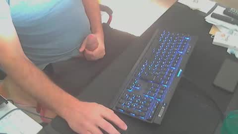 Snapshot of biparislove chatting on October 23, 10:14 am BigDick online show from October 23, 10:14 am