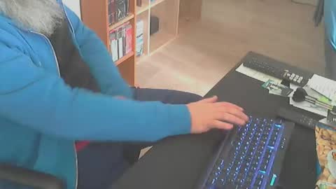 Snapshot of biparislove chatting on February 21, 2:18 pm BigDick online show from February 21, 2:18 pm