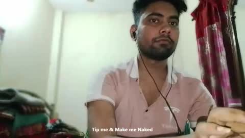 Snapshot of birbikrom104 chatting on February 22, 1:20 pm birbikrom104 online show from February 22, 1:20 pm