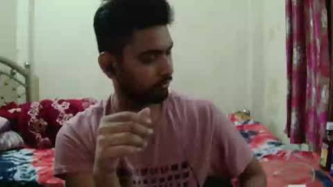 Snapshot of birbikrom104 chatting on March 17, 7:33 am birbikrom104 online show from March 17, 7:33 am