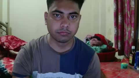 Snapshot of birbikrom104 chatting on April 4, 12:13 pm birbikrom104 online show from April 4, 12:13 pm