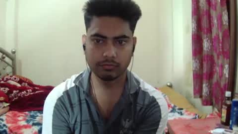 Snapshot of birbikrom104 chatting on April 10, 3:01 am birbikrom104 online show from April 10, 3:01 am