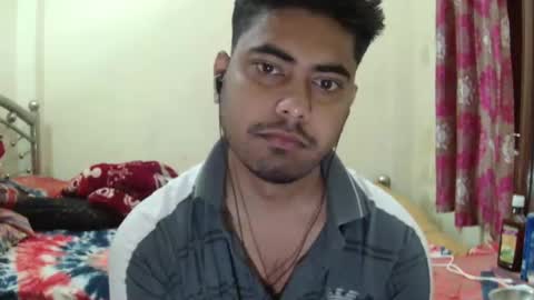 Snapshot of birbikrom104 chatting on April 12, 2:38 am birbikrom104 online show from April 12, 2:38 am
