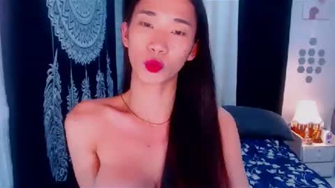 EVA online show from March 7, 10:10 pm