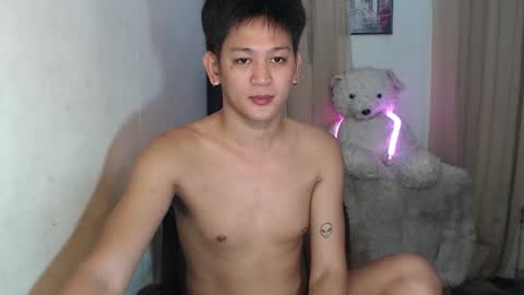 alex online show from December 3, 12:25 pm