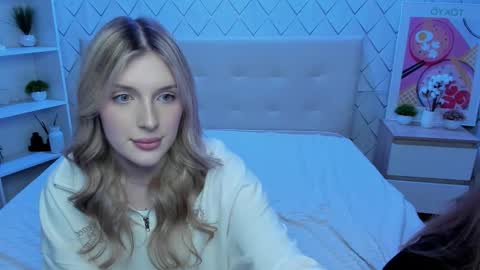 Julia online show from September 8, 2:27 pm