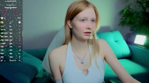 Julia online show from October 19, 3:29 am