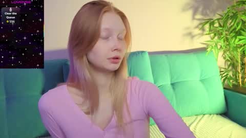 Julia online show from November 23, 3:06 am