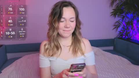 Julia online show from April 17, 3:31 am