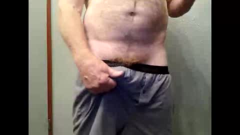 Snapshot of bjloversohard chatting on February 1, 5:06 am bjloversohard online show from February 1, 5:06 am