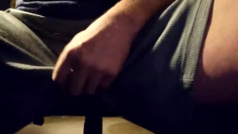 Snapshot of bkupsguy chatting on January 7, 1:28 am bkupsguy online show from January 7, 1:28 am