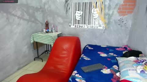 Snapshot of blacckandwhitte chatting on February 11, 12:06 am blacckandwhitte online show from February 11, 12:06 am