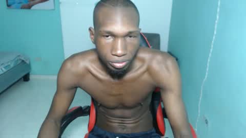 Snapshot of black30cmdick chatting on February 6, 5:23 am maquina online show from February 6, 5:23 am