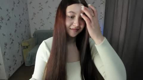 Snapshot of black_berry_bla_ck chatting on May 1, 11:04 am black_berry_bla_ck online show from May 1, 11:04 am