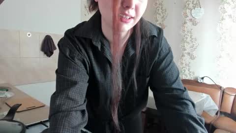 Snapshot of black_berry_bla_ck chatting on May 22, 10:32 am black_berry_bla_ck online show from May 22, 10:32 am