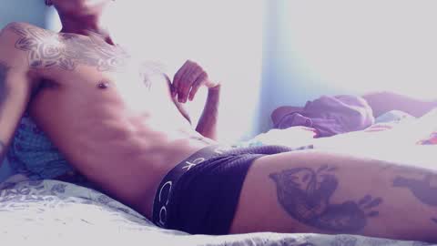 Snapshot of black_firex chatting on October 31, 3:35 pm black_firex online show from October 31, 3:35 pm