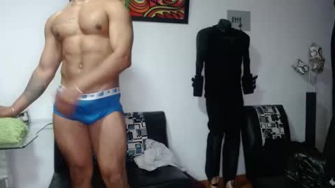 black_hot26 online show from November 5, 9:59 pm