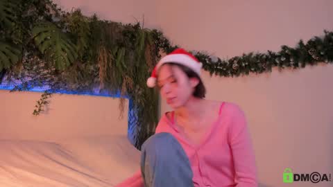 Snapshot of black_jenny chatting on December 17, 1:38 pm Jenny online show from December 17, 1:38 pm