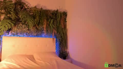 Snapshot of black_jenny chatting on January 19, 7:37 pm Jenny online show from January 19, 7:37 pm