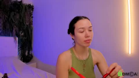 Snapshot of black_jenny chatting on October 17, 9:45 am Jenny online show from October 17, 9:45 am