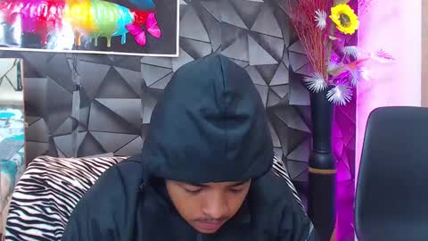 black_king_241 online show from February 21, 1:55 pm