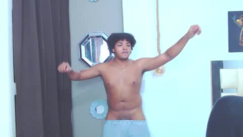 black_king_241 online show from March 10, 5:54 am